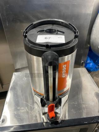 Bunn Soft Heat Series Commercial Stainless Steel Insulated Decaf Style 1.5-Gal. Coffee Server! Model: SHSERVER SN: TS00584151! - Item #1225681