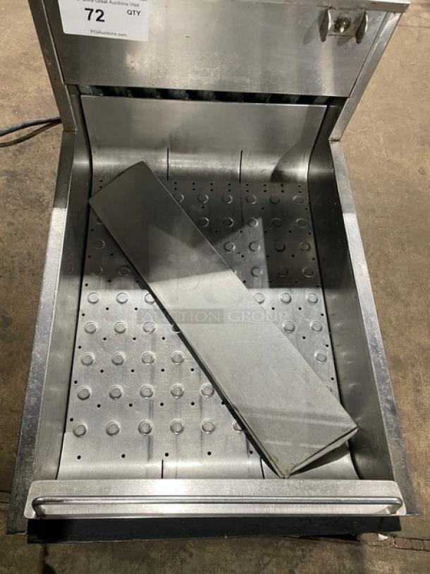 Carter Hoffmann CNH18 stainless steel fry warming station with backsplash, 120V, includes perforated tray, good condition.