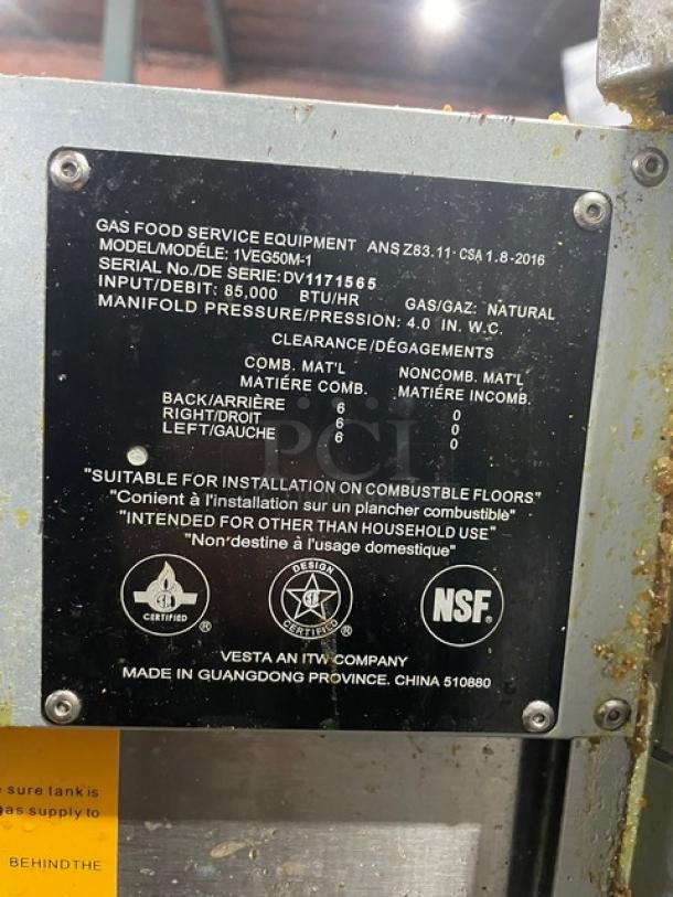Vulcan Veg Series Model 1VEG50M-1 deep fat fryer label with specs: natural gas, 85,000 BTU/hr, SN: DV1171565.