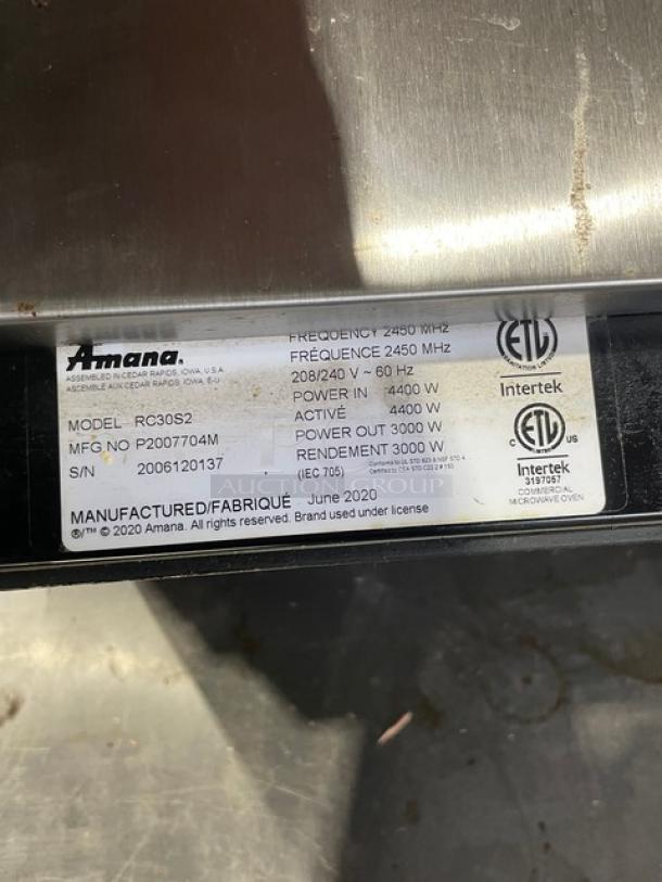 Amana commercial microwave oven, model RC30S2, stainless steel, programmable touchpad, excellent condition, SN: 2006120137.
