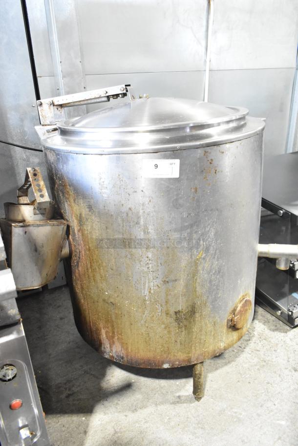 Groen AH/1E-40 stainless steel 40-gallon steam kettle, floor style, natural gas, 100,000 BTU, visible wear.