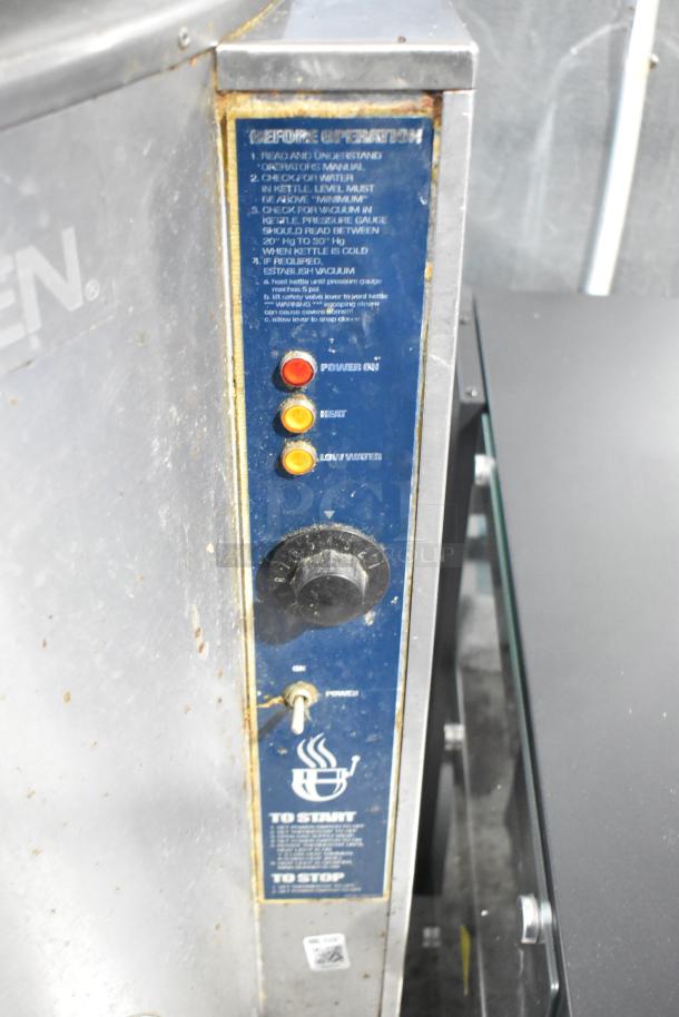 Groen AH/1E-40 stainless steel 40-gallon steam kettle, natural gas, 100,000 BTU. Control panel with operation instructions.