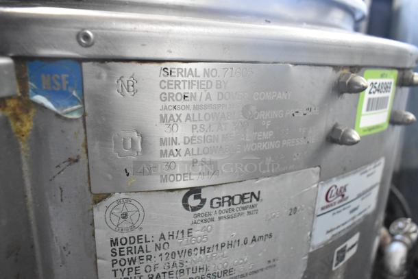 Groen AH/1E-40 steam kettle, 40-gallon, stainless steel, natural gas, 100,000 BTU, NSF certified, serial No. 71605.