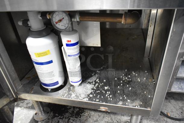 Market Forge EJ-10E steam cabinet interior showing 3M filters and gauge; used, showing signs of wear.