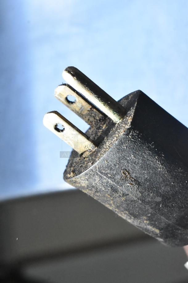 Plug detail from APW Wyott Stainless Steel Commercial 2 Well Steam Table. 115 Volts, 1 Phase.