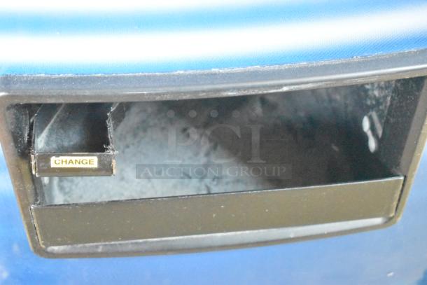 Royal Vendors RCVDE7 vending machine, coin return slot labeled "Change," metal finish, 115V, 1 phase.