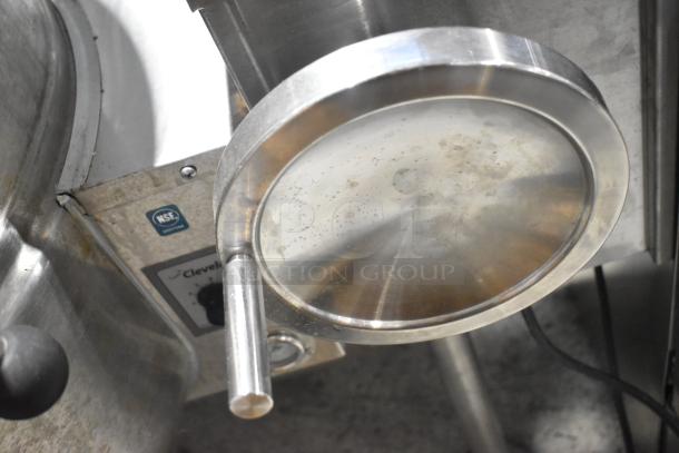 Cleveland KGL-40-T stainless steel 40-gallon steam kettle, natural gas, 140,000 BTU, NSF certified, visible control panel.