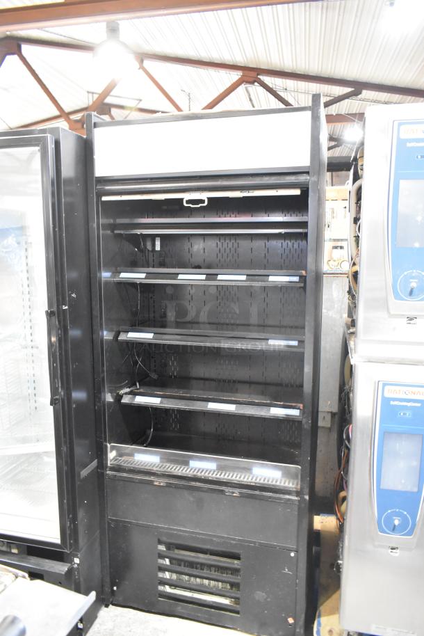 Structural Concepts Oasis B32EW Grab N Go Merchandiser, metal shelves, good condition, 120V, 1 Phase, commercial use.