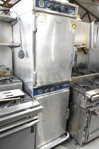 Alto Shaam 1000-TH/I stainless steel cook and hold oven, full height, classic controls, commercial casters, used condition.