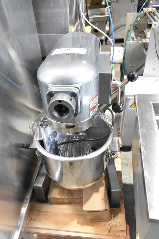 Brand new Avantco MX10H 10 qt planetary mixer, metal bowl, bowl guard, whisk attachment, 115V, 1 Phase, scratch and dent.