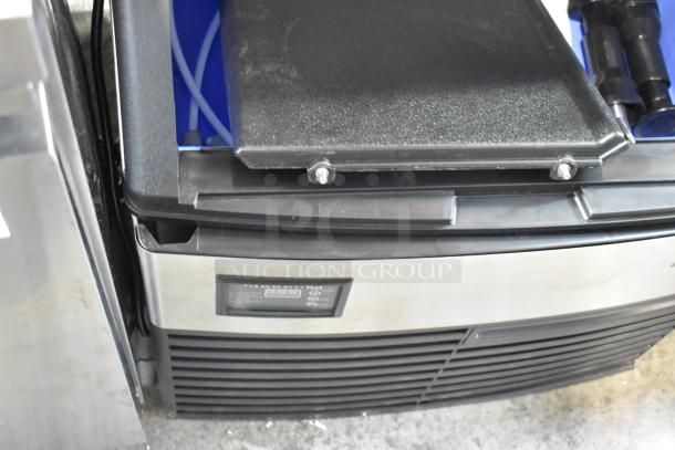 Brand new Avantco 194UCF280A stainless steel undercounter ice machine, 299 lb. capacity, scratch and dent condition.