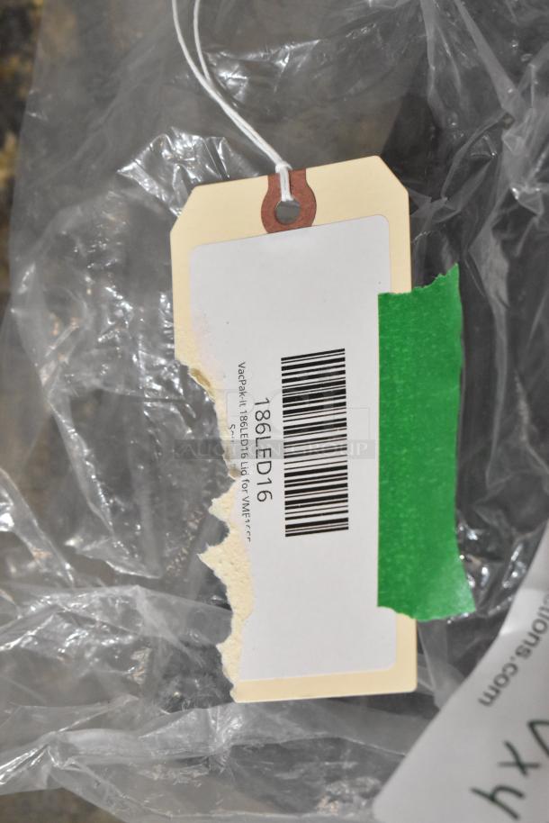 VacPak-It 186LED16 lid tag with barcode, indicating compatibility with VME16SS. New condition, part of a 4-item auction lot.