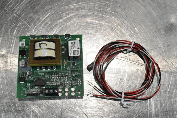 Avantco microswitch sleeve and wiring kit, new scratch and dent condition. Includes circuit board and bundled wires.