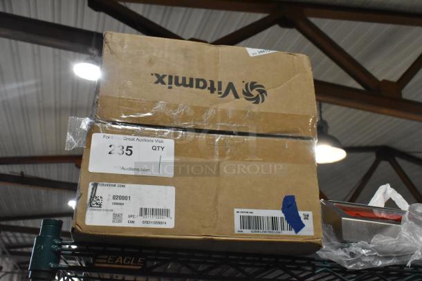 Boxed VitaMix VM0800 stainless steel drink mixer; scratch and dent condition. Tags indicate model and UPC code. 120V, 1-phase.