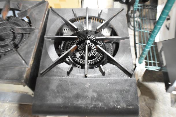 2021 stainless steel commercial gas single burner stock pot range, 110,000 BTU, in good condition.