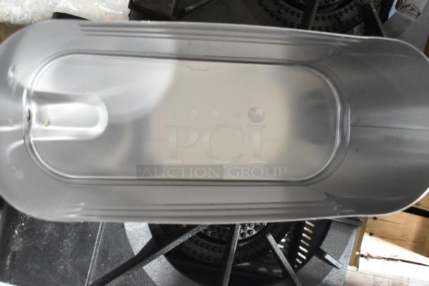 Avantco ITD4-GS-MV 4 Gallon Slim Iced Tea Dispenser, scratch and dent, stainless steel valve, interior view.