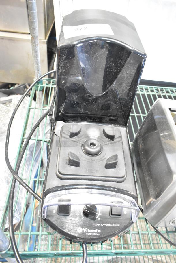 BRAND NEW VitaMix VM0141A 5205 XL blender base, 4.2 hp, 115V, variable speed, minor scratches, visible label, model VM0141A.