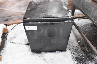 Hisense B9N6M Mini Cooler, black finish, 115 volts, 1 phase, snow-covered top, PCI Auctions tag numbered 303.