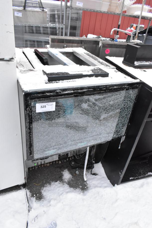 2022 Lancer TP 30 countertop carbonated beverage machine with screen damage, 115V, 1 phase, metal construction.