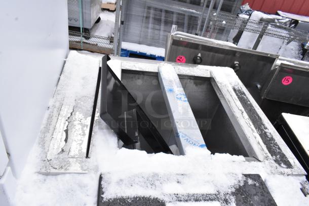 2022 Lancer TP30 metal commercial countertop carbonated beverage machine with visible screen damage, 115V, 1 phase.