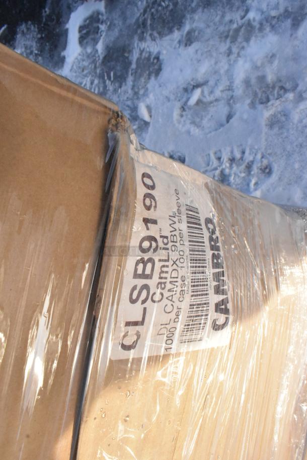22 new scratch and dent items including Cambro CLSB9190 lids, Scot Brite pads. Box labeled "CLSB9190, 1000 per case."