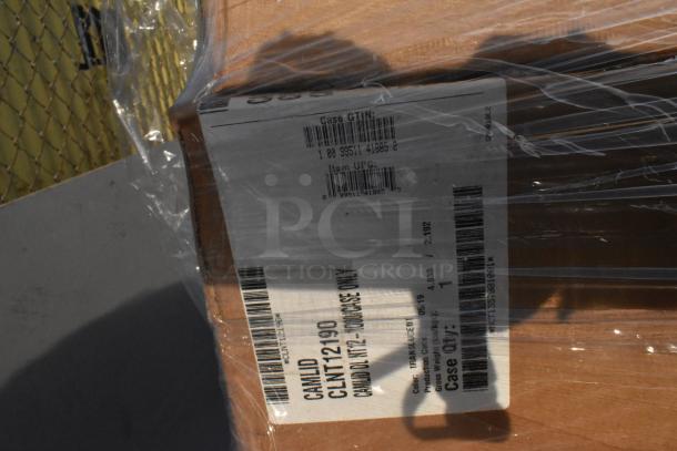 Box with label for Cambro CLNT12190 disposable lid, clear, case quantity 1, wrapped in plastic.