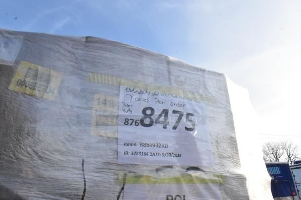 Pallet of 60 new scratch and dent items including Vollrath 4932-02 32 oz. red squeeze bottles. Tags show lot 8884932rd.