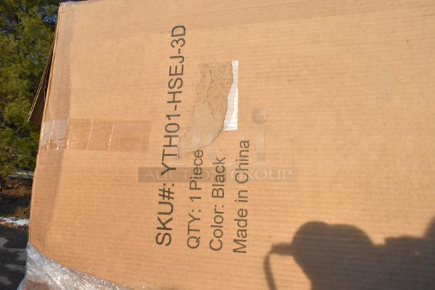 Cardboard box labeled with SKU YTH01-HSEJ-3D, 1 piece, color black, made in China. Shows signs of wear.