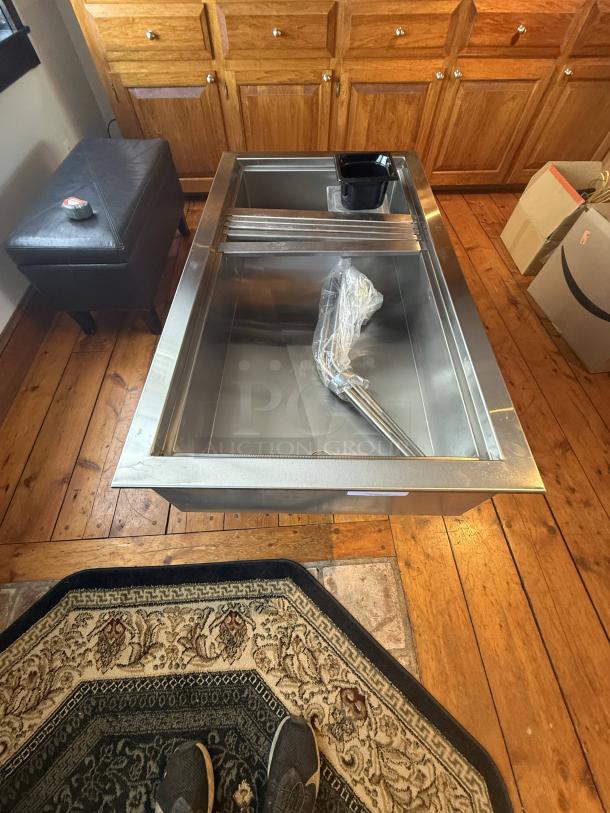 Wells RCF-200 refrigerated drop-in cold pan, 2-well with sneeze guard, stainless steel, for restaurant use.