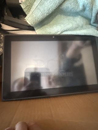 Pinnacle POS touchscreen, professional-grade, ideal for retail. Includes CAS SW-10 scale. Clean, reliable setup for C-store/deli.