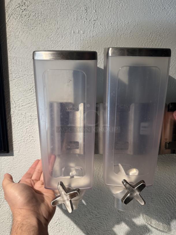 15 Rosseto EZ-SERV dispensers, stainless steel brackets, clear acrylic, portion control wheels, excellent condition.