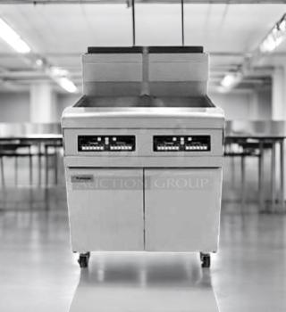 Superb condition Frymaster FPP245ESD gas fryer, dual vat, natural gas, fully tested, made in Shreveport, LA, USA.