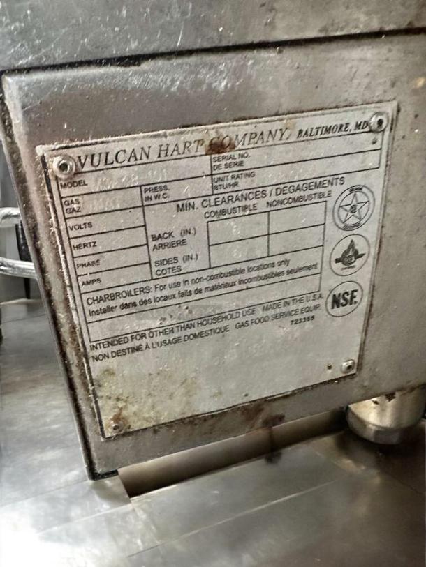 Vulcan Heavy-Duty Gas Griddle, outstanding condition, fully tested, with manufacturer label, natural gas compatible. Made in USA.