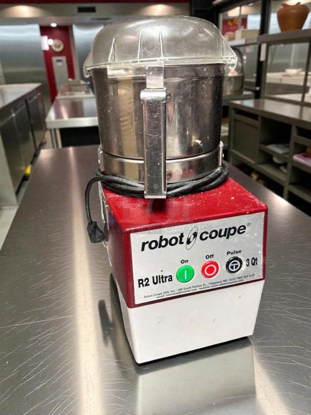Robot Coupe R2 Ultra food processor, 3 Qt bowl, outstanding condition, 120V, fully tested, commercial use.
