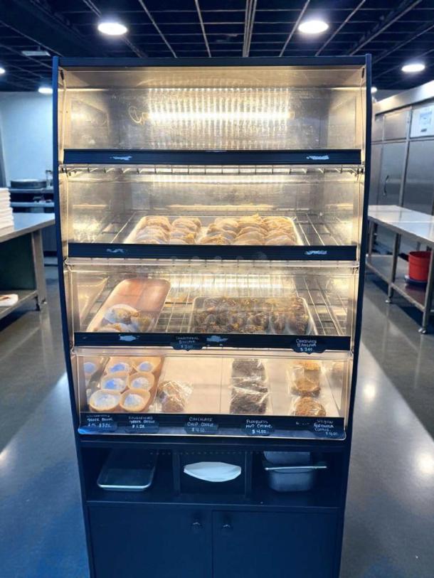 Minus Forty BK-8 Shelf refrigerated bakery display case, outstanding condition, multi-shelf, fully tested, Georgetown, Ontario.