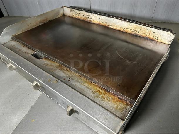 American Range ARSMG-36 36" countertop gas griddle in great condition. Features stainless steel, tested, working well.