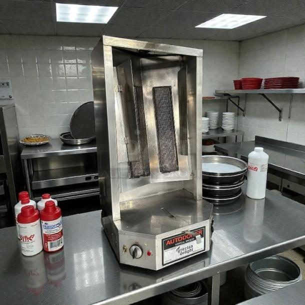 Auto Doner 3PG vertical broiler, 65 lb. capacity, natural gas, stainless steel, tested, working, great condition.