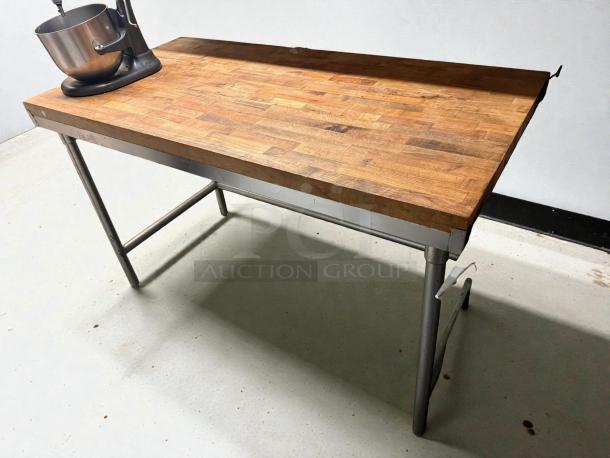 John Boos HNB09 60"x30" work table, hard rock maple top, 1.75" thick, metal legs, excellent condition, features sturdy construction.