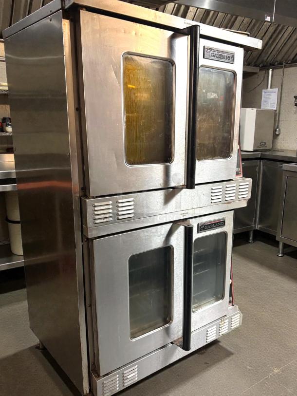 Garland MCO-GD-20 Master Series double-deck gas convection oven, stainless steel, tested and working, used condition.