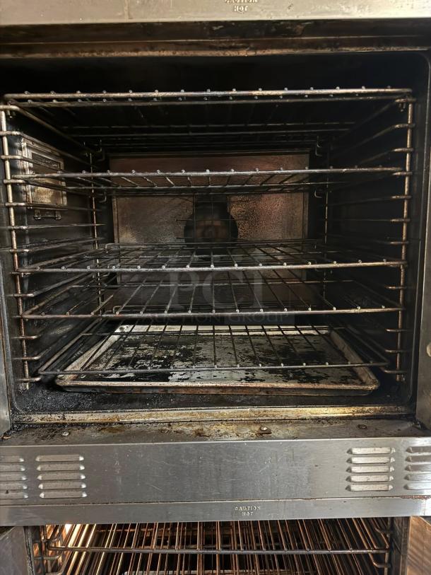 Garland MCO-GD-20 Master Series double-deck gas convection oven, tested and working, with multiple racks, signs of use.