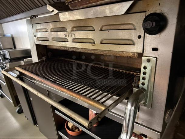 Montague SB36-C 36" gas salamander broiler in excellent condition, with adjustable broiling rails, tested and working.