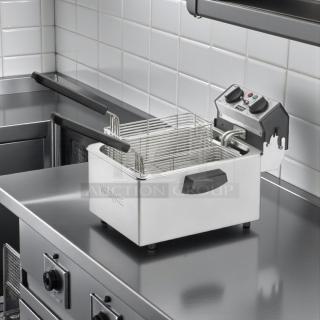 Great Find - Waring WDF75RC 8.5 lb. Commercial Countertop Deep Fryer - 120V - Tested & Working! - Item #1226134