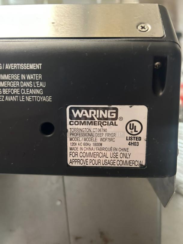 Waring WDF75RC commercial deep fryer, 8.5 lb capacity, 120V, tested working, UL listed, for commercial use, made in China.