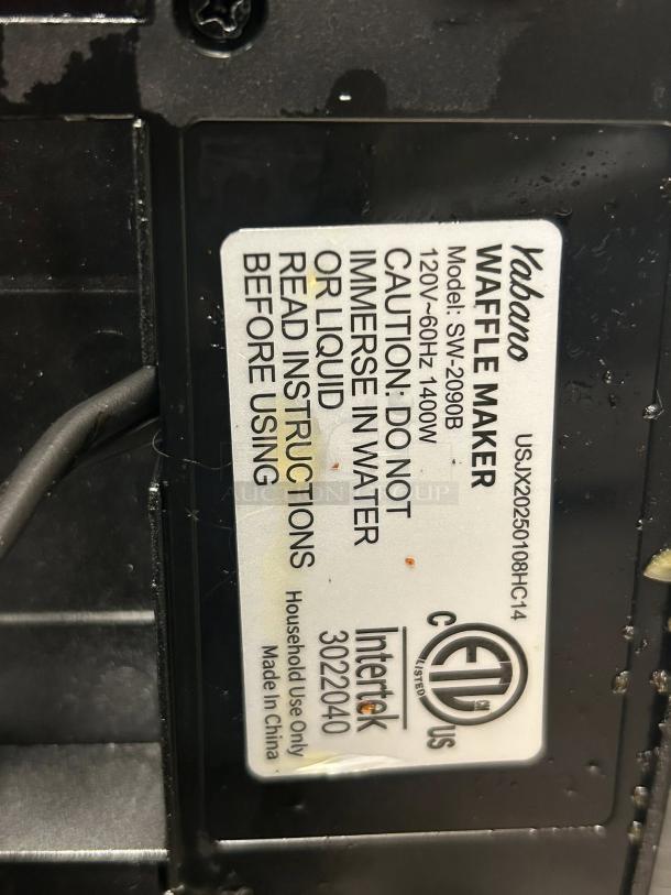 YABANO Belgian Waffle Maker, Model SW-2090B, 120V, 1400W, excellent condition. Intertek listed, made in China.