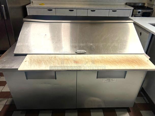 True TSSU-60-24M-B-ST-HC sandwich prep table, 60" wide, 24 pan capacity, stainless steel, tested and working, excellent condition.