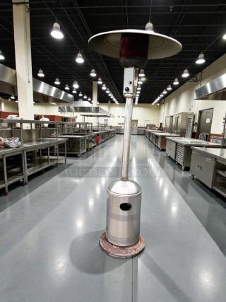 Stainless steel commercial patio heater with mushroom top, excellent condition, tested and ready to use. Quantity: 3.