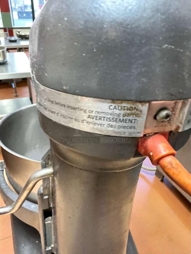 Pristine KitchenAid Commercial 8-Qt Bowl Lift Stand Mixer, 120V, fully tested, caution label visible, excellent condition.