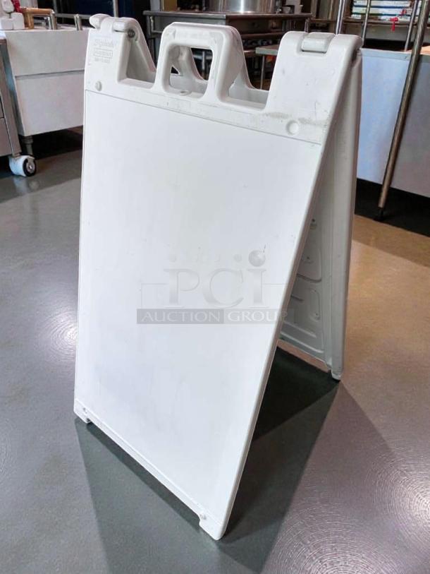 Signicade Plasticade Classic A-Frame sidewalk sign in outstanding condition, fully tested, white, ready for use.