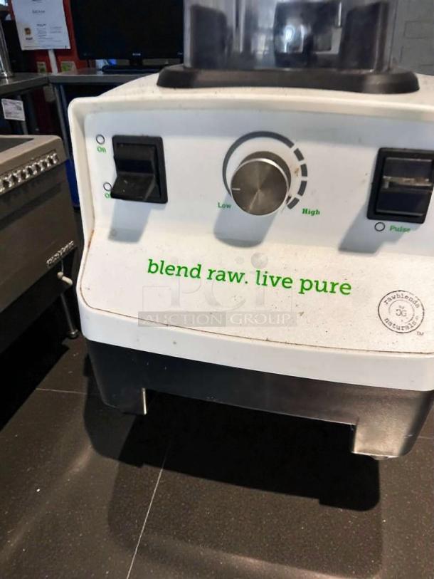 Commercial high-performance countertop blender, model RB-777, with "blend raw. live pure" text. Fully tested, 110V.