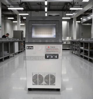 Outstanding condition Zotop BKF-B40F-C-55R commercial undercounter ice maker, 120V, fully tested and working.